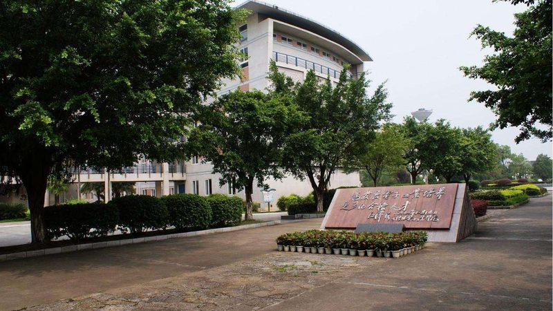揭秘国内二极管厂家：如何挑选优质供应商**
